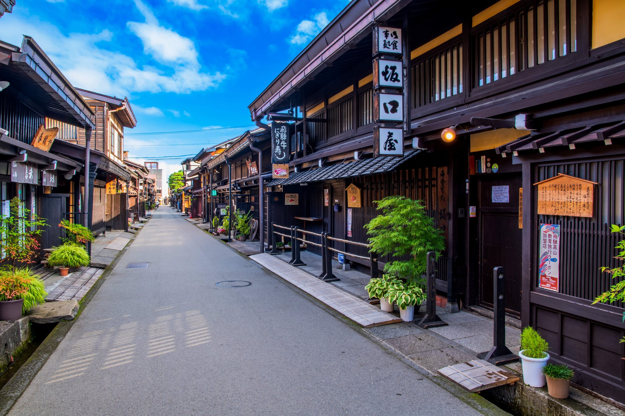 Takayama Travel Guide | BluePlanet